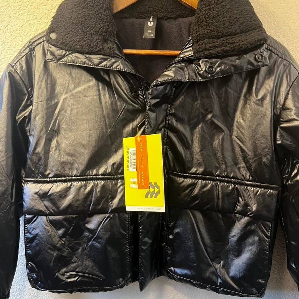 All-in-motion Women's Black Jacket - Picture 2 of 8
